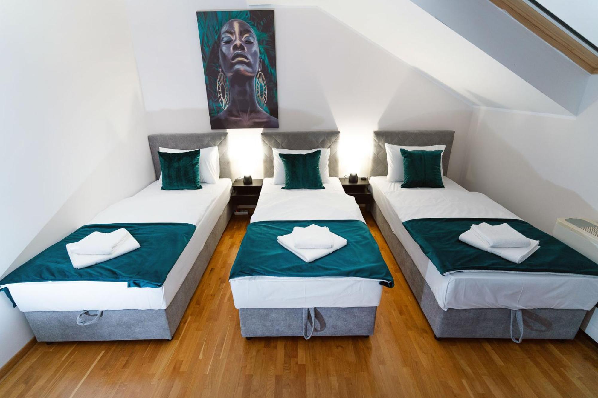 Mini Hotel Riverlux Apartments Bačka Palanka Esterno foto