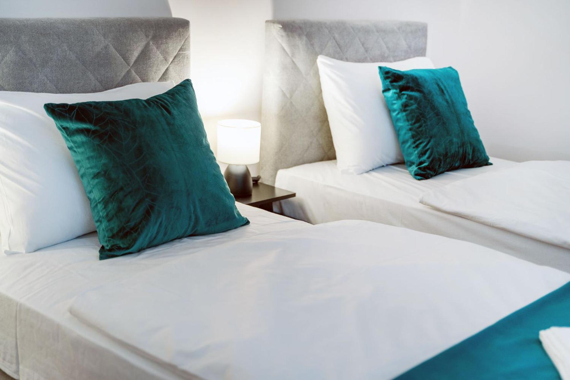Mini Hotel Riverlux Apartments Bačka Palanka Esterno foto